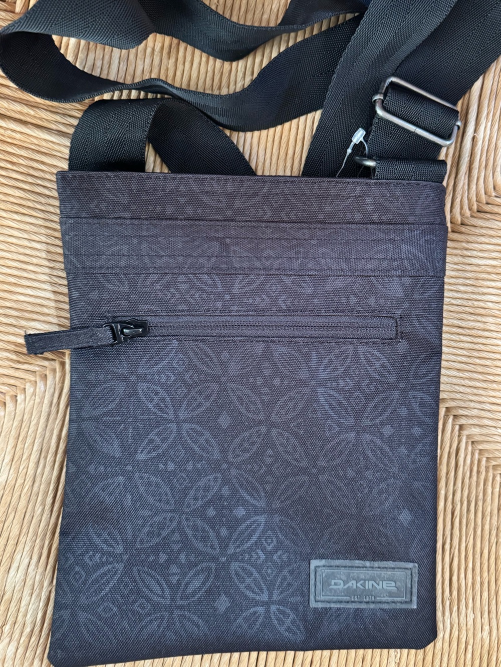 Dakine Jive Crossbody Women’s Bag Black Geometric Print Small Purse - Picture 9 of 12